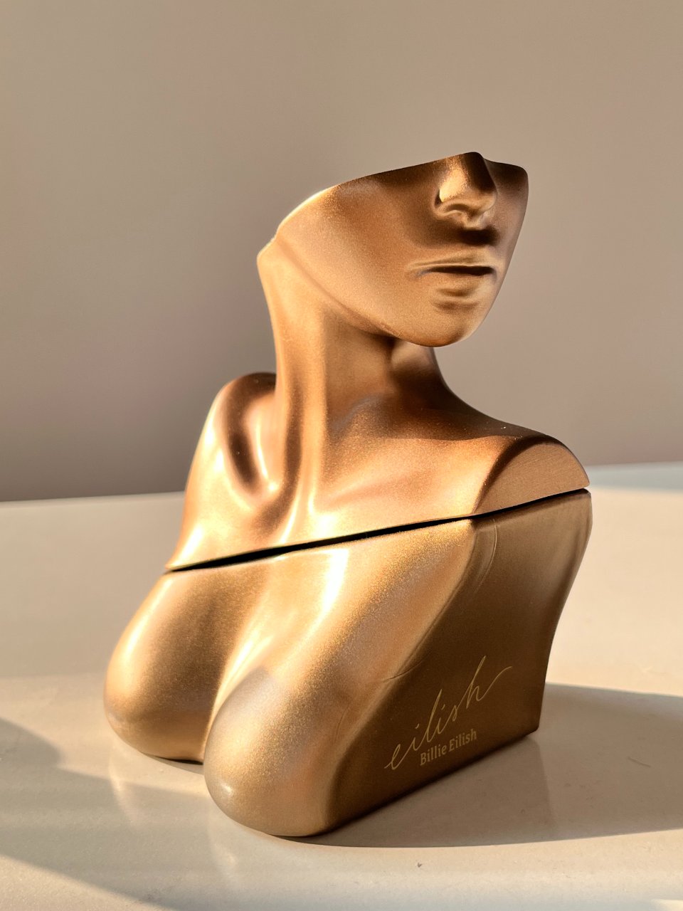 ادکلن اصلی  | Billie Eilish Eilish حجم 100 میل و دکانت 10 میل